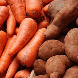 Сделайте сок из картофеля и моркови