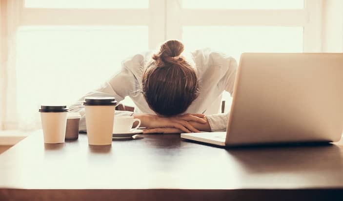 Люди, работающие на нелюбимой работе испытывают стресс с утра до вечера